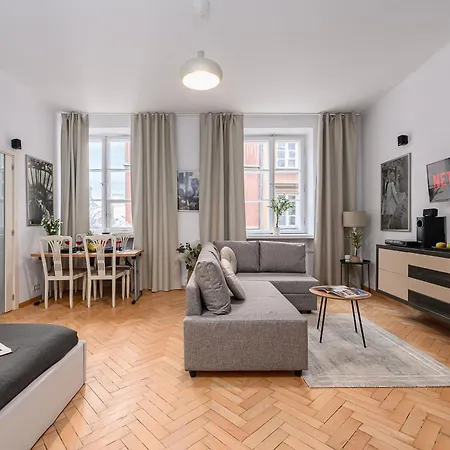 아파트 Lumina I 2br Near Old Town In