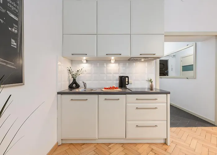 Lumina Near Old Town In Apartman